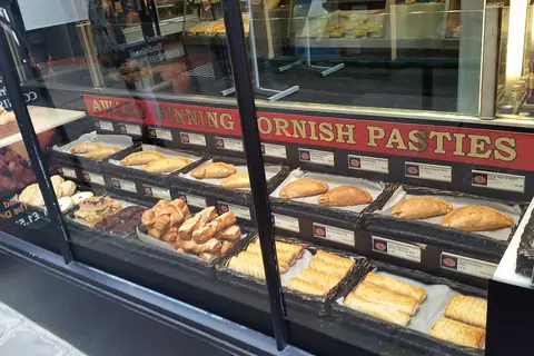 Astwood Bank Bakery photo 3